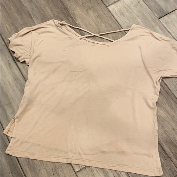 2008-2012? Forever 21 Crop-style t shirt, w cold shoulder & back strap-S - Picture 4 of 7